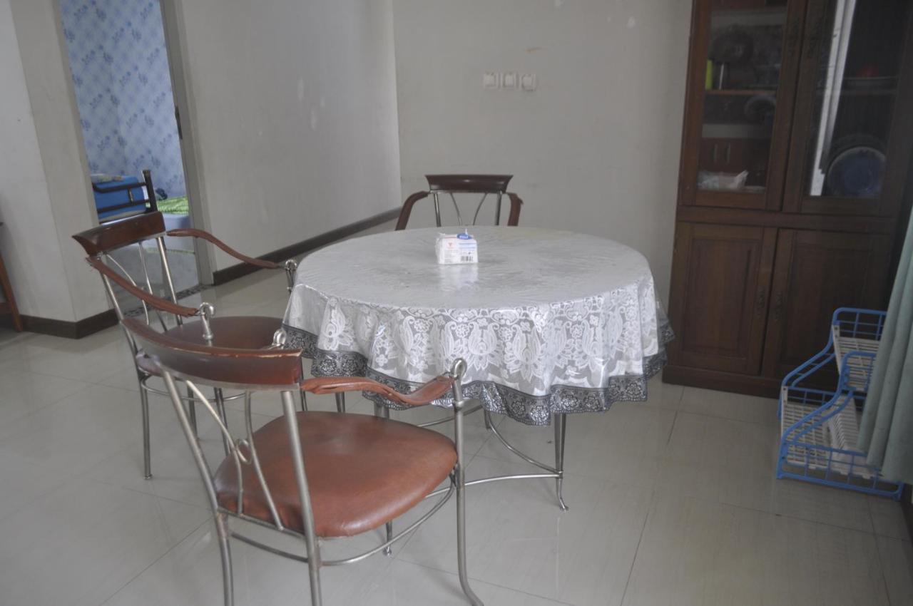 Dallil Putra Villa Lembang Extérieur photo